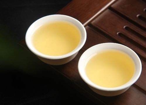 霧霾天嗓子一不舒服就吃潤喉糖 喝茶就可以治慢性咽炎